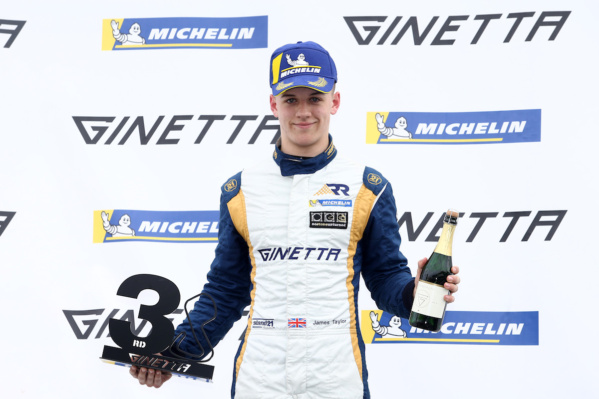 James Taylor re-signs with Richardson Racing for 2019 Ginetta Junior Championship