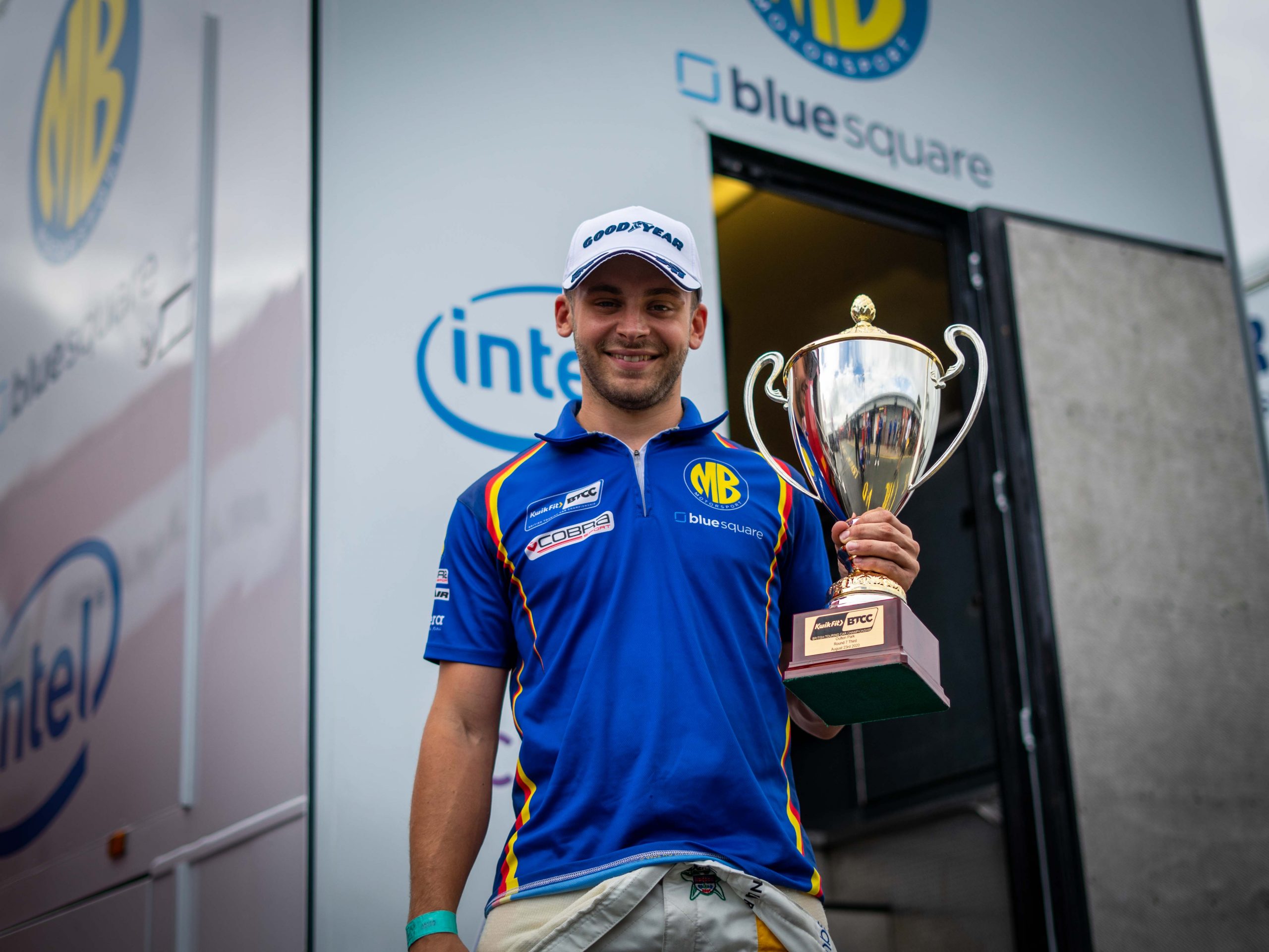 MB Motorsport accelerated by Blue Square secure silverware at Oulton Park